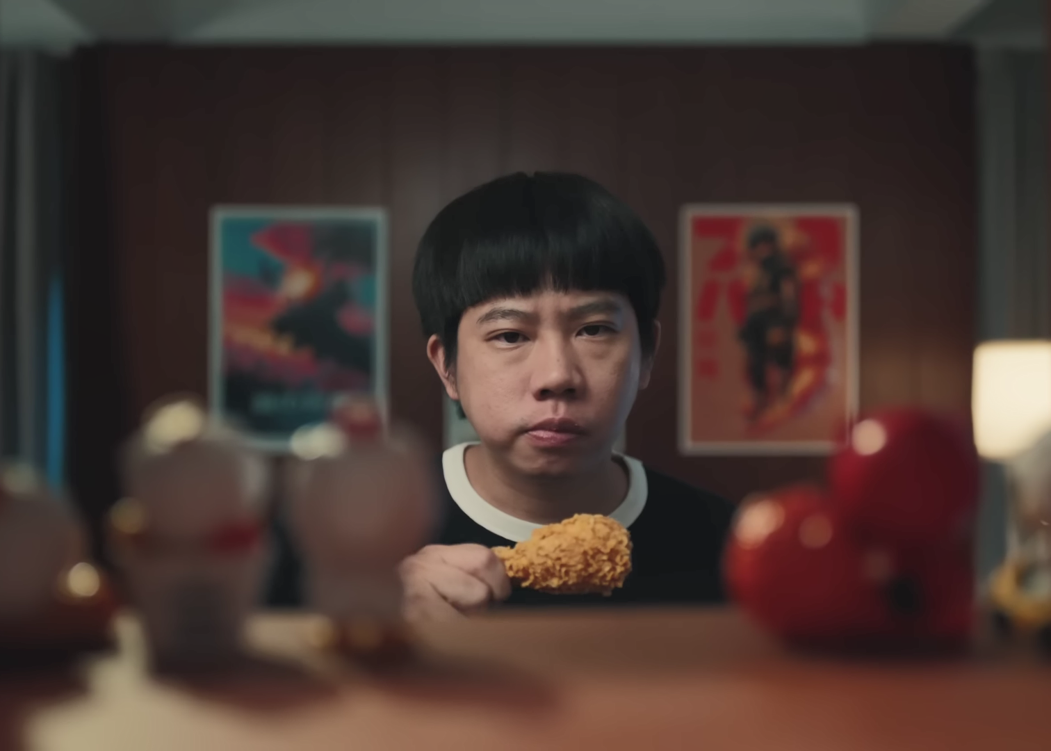 盲盒集不齐的痛，被泰国肯德基拍出来了