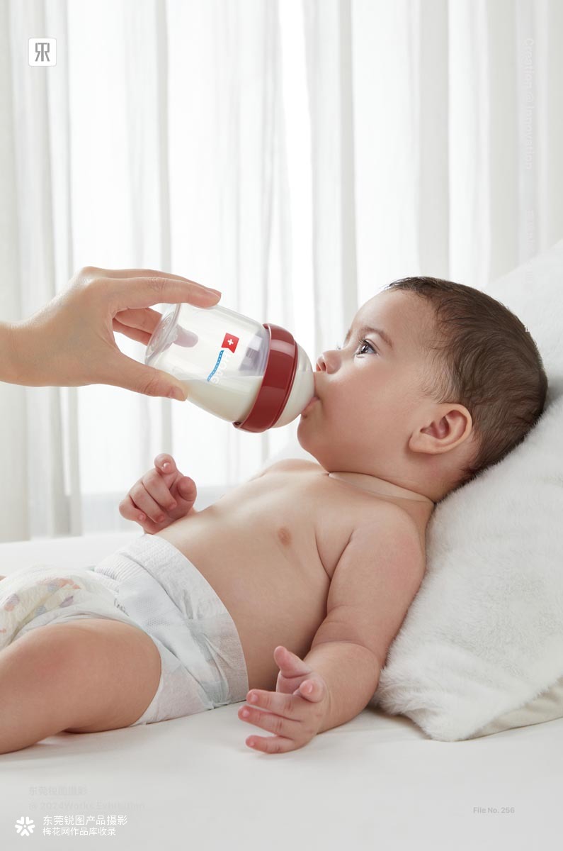 奶瓶产品摄影 新生儿奶瓶拍摄 玻璃奶瓶白底图 母婴电商主图视频制作