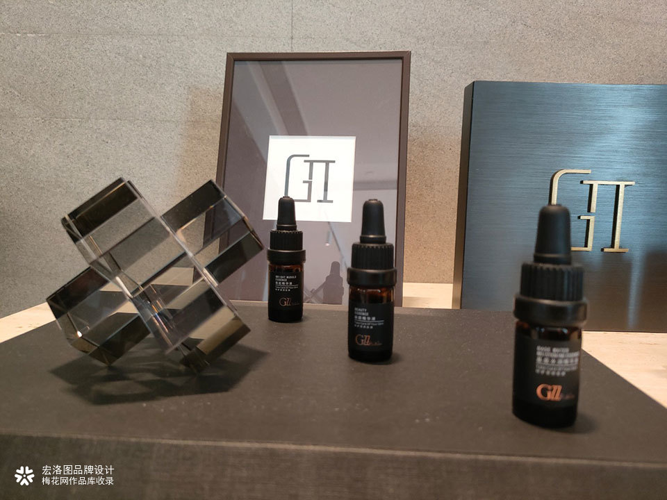 靓雅高级奢华化妆品GII极妒品牌包装设计
