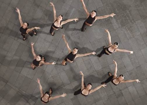 NikeSKIMS：力与美，从不妥协