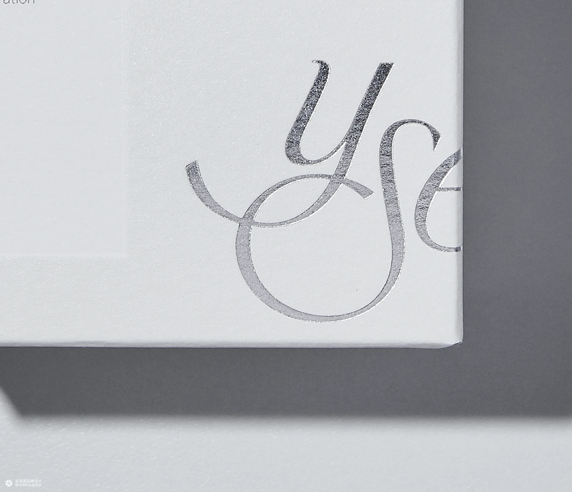 护肤YSE品牌包装设计创意概括-宏洛图品牌设计