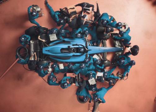 Claude合作威廉姆斯车队， 这支官宣视频有巧思~