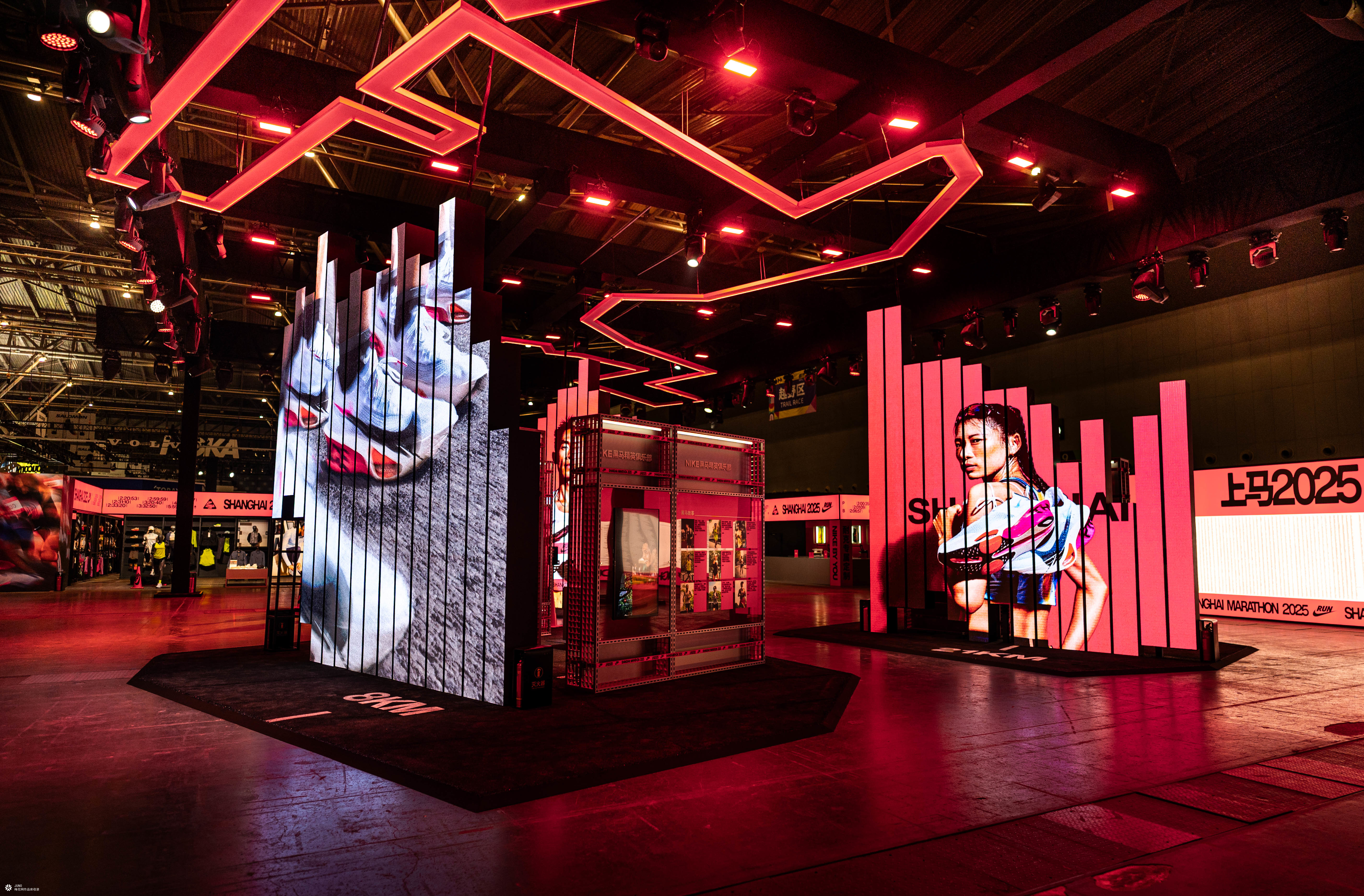 上海马拉松NIKE展台