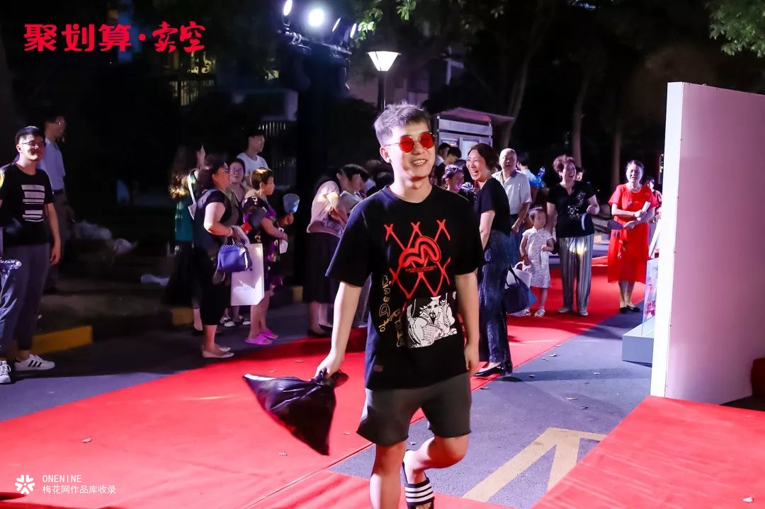 聚划算线下活动，卖空借势营销：垃圾分类，也可以很cool！