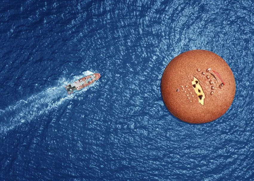 海上惊现巨型曲奇饼干，趣多多这次玩大了！