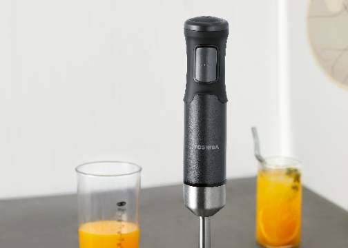 东芝搅拌棒，把爱搅拌进每一餐。 一棒在手，美味常有。