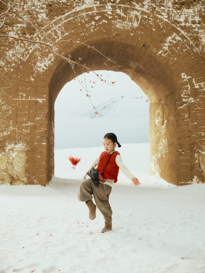Songmont 邀你在雪地里，一同「纵马逐乐」