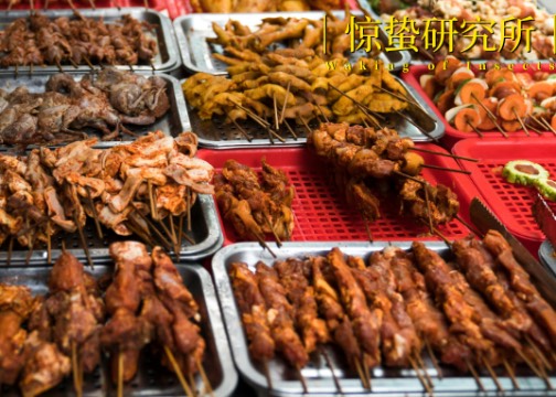 “半自助”餐饮风靡：先省钱再赚钱？