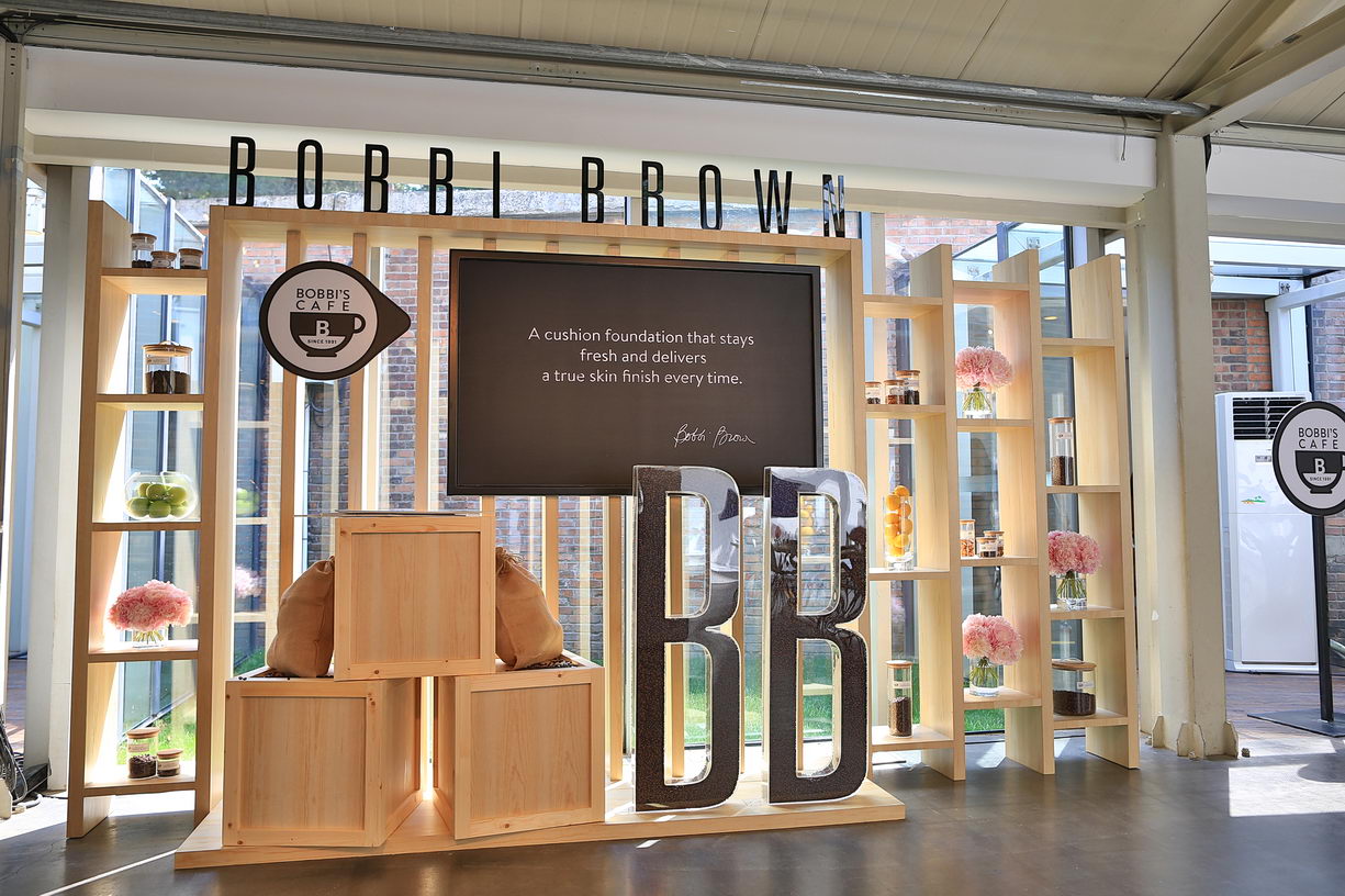 Bobbi Brown 胶囊气垫粉底线下快闪活动