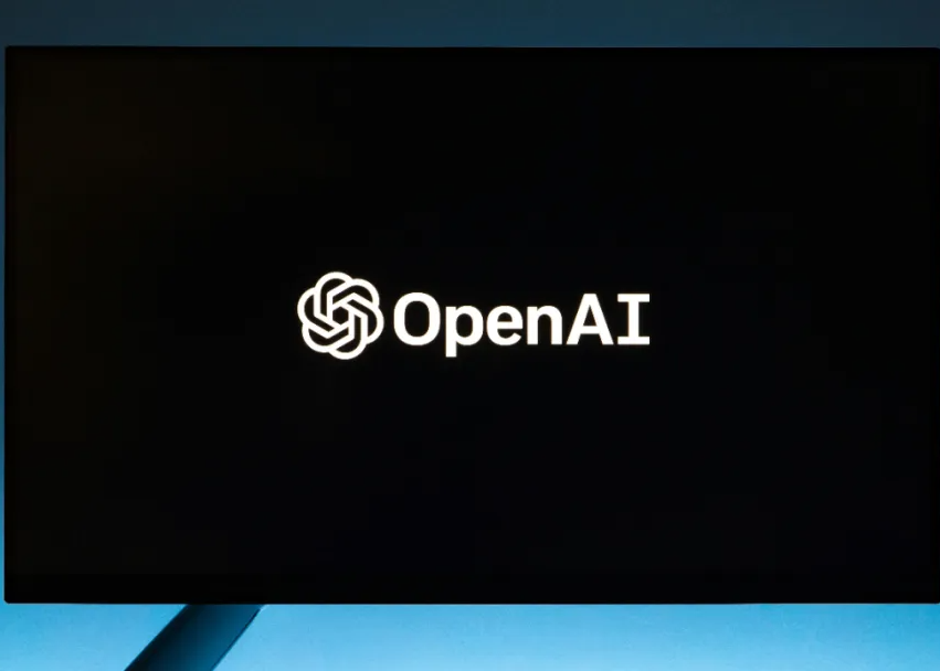 OpenAI也来了，巨头为何决战AI浏览器？