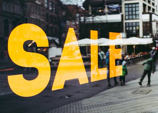 告别“地板价”：中国新消费的海外溢价战争