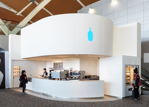 蓝瓶咖啡开出机场首店，品牌如何抓住「登机前一小时」？