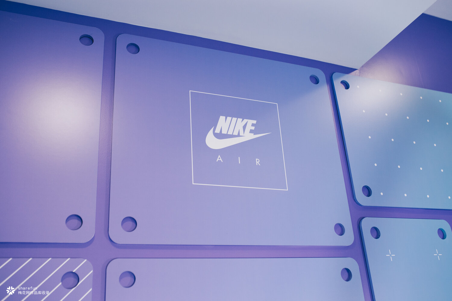 打破传统！NikeAirMax30周年 FunBox PhotoBooth就要玩点不一样的...