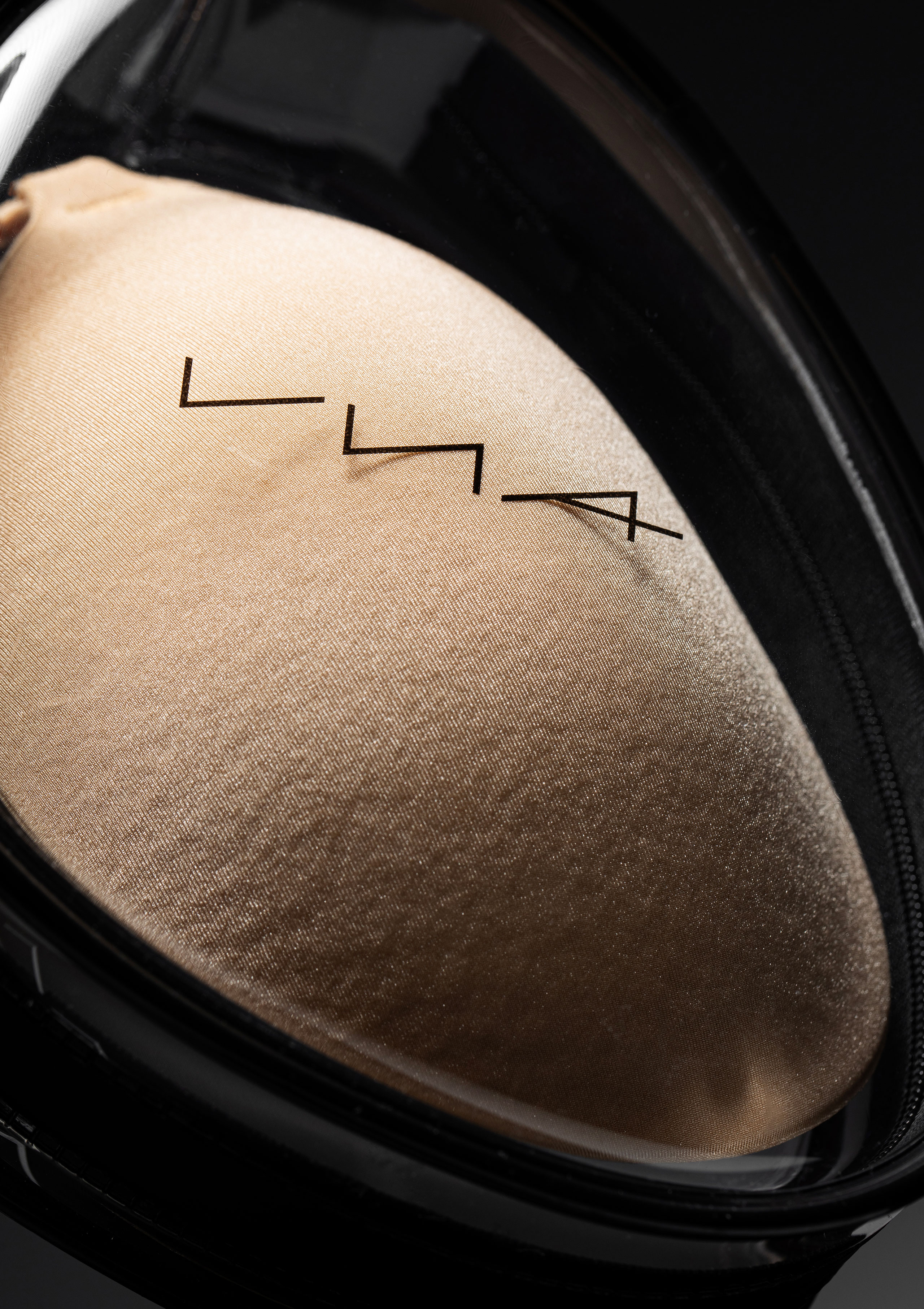 VNA, 做自己很性感