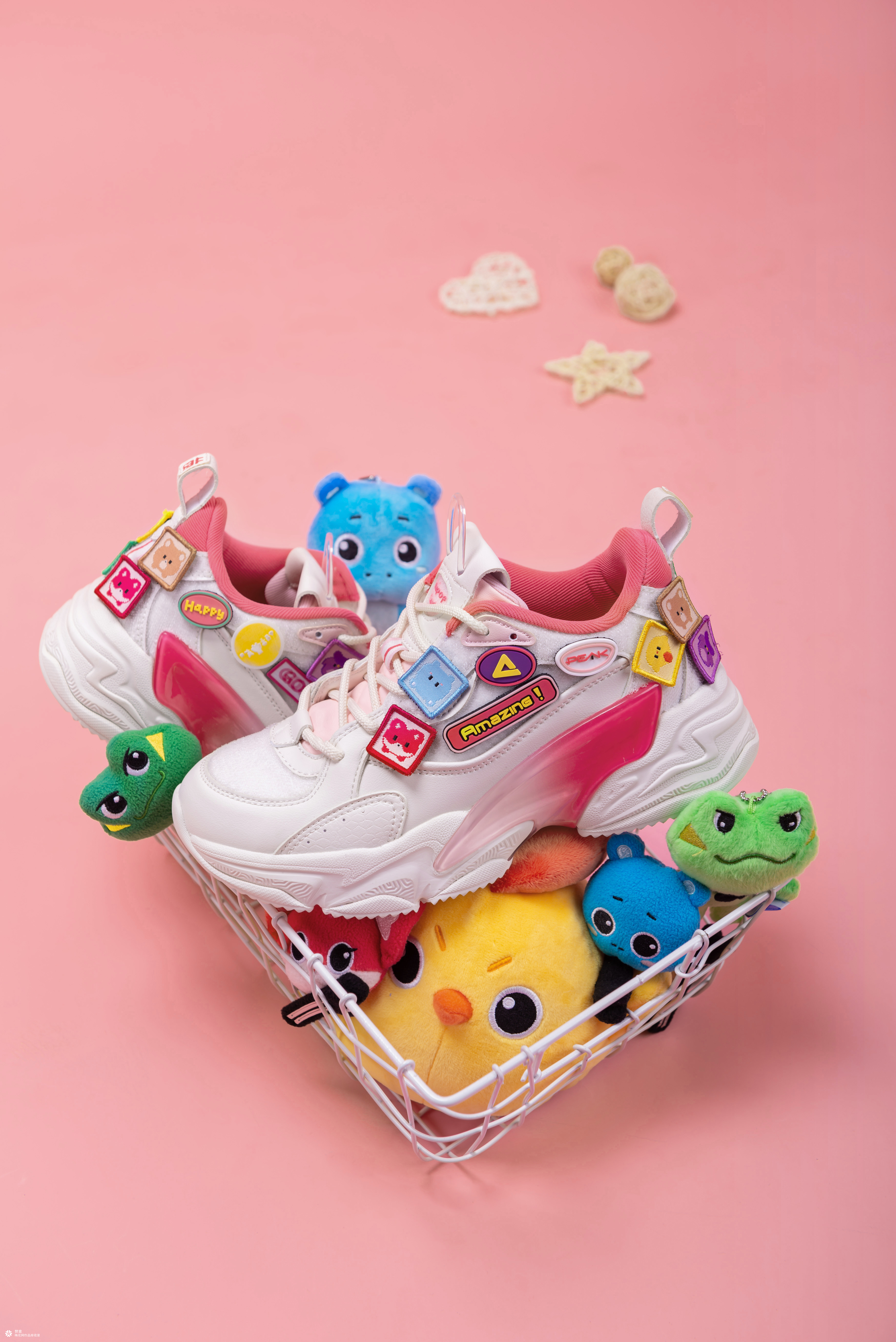 匹克态极X消消乐联名款产品